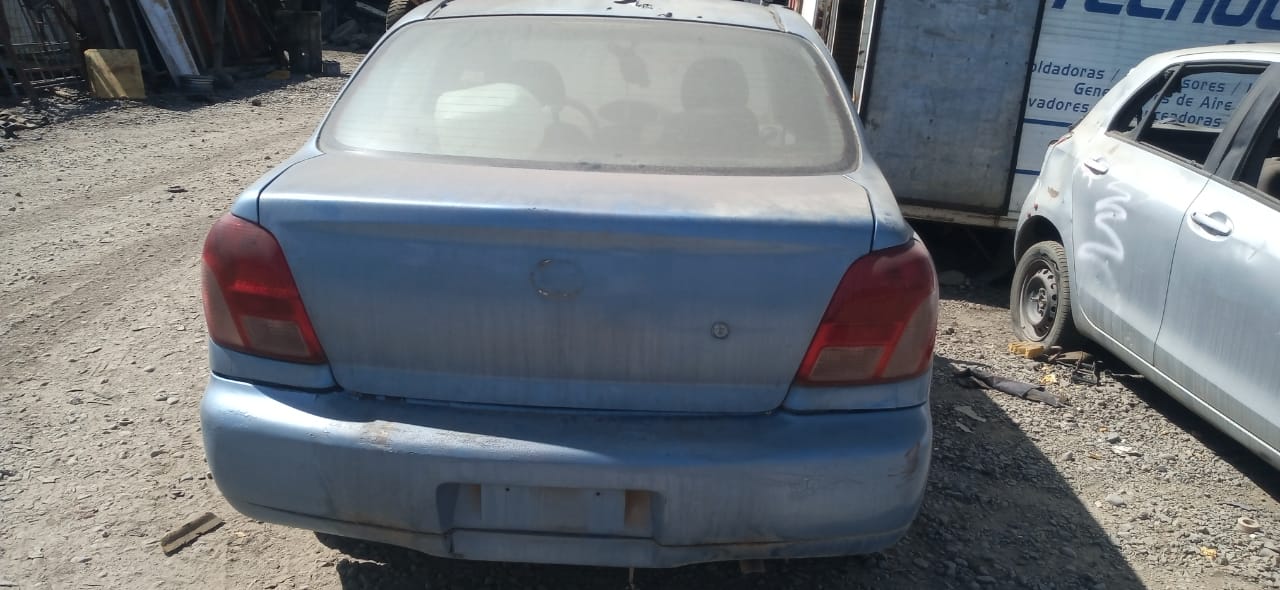  Toyota YARIS 2002    EN DESARME